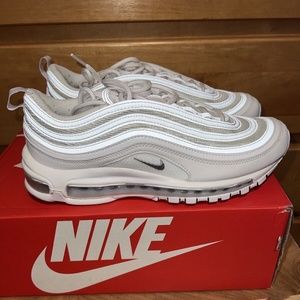 NIKE Air Max 97 Men’s Triple White Running Shoes Sneakers 921826-101 Size 7.5